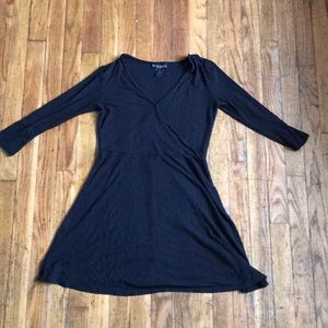 Black 3/4 sleeve dress, ribbed